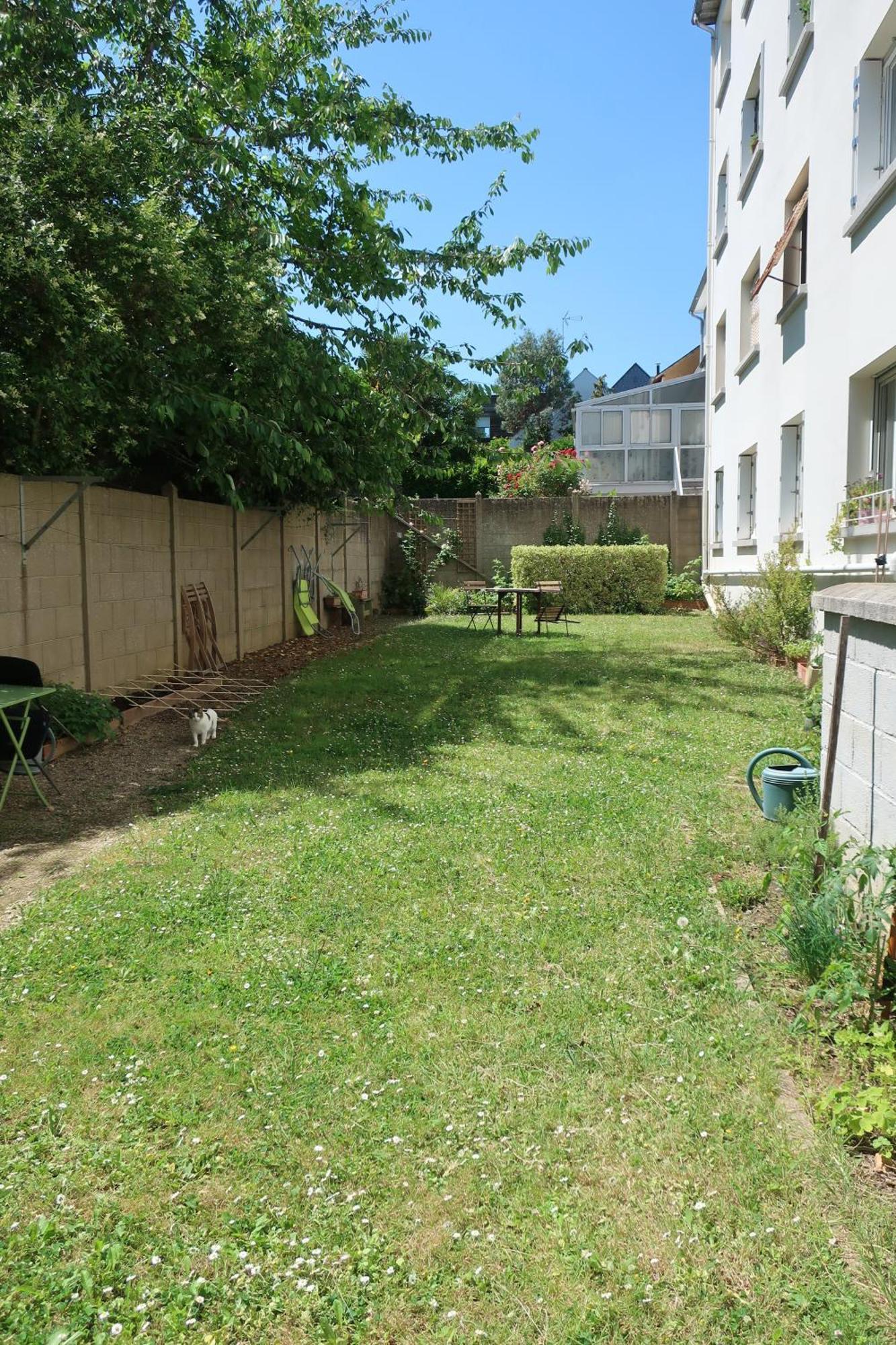 Appartement Avec Jardin Au Coeur De Rennes Eksteriør bilde